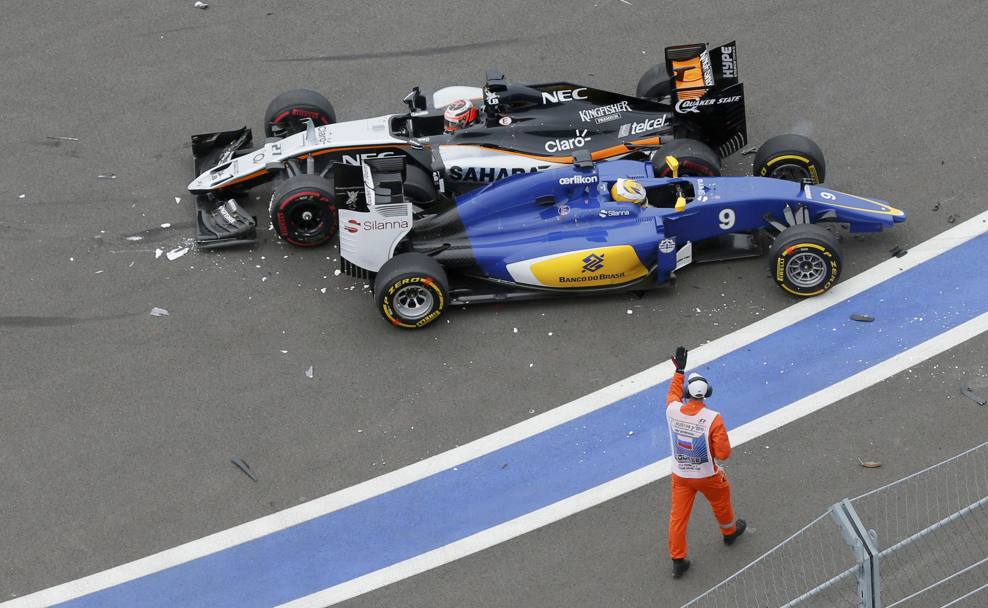 La Force India di Nico Hulkenberg e la Sauber di Marcus Ericsson. Reuters